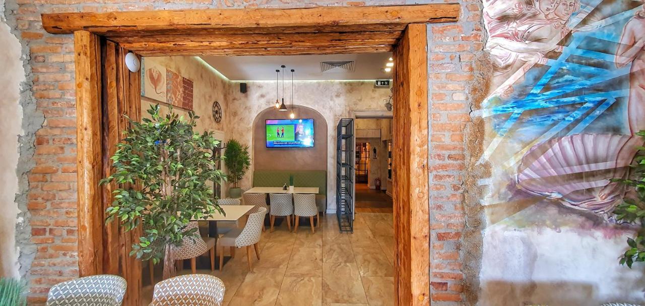 فندق Casa Crown براشوف المظهر الخارجي الصورة