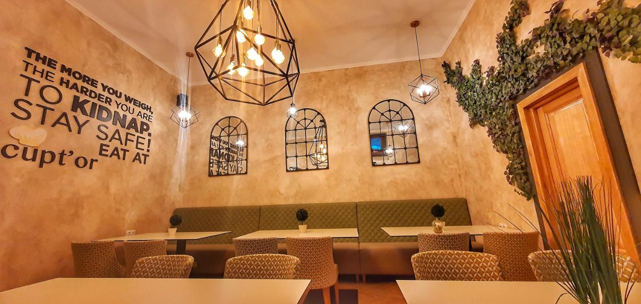 فندق Casa Crown براشوف المظهر الخارجي الصورة